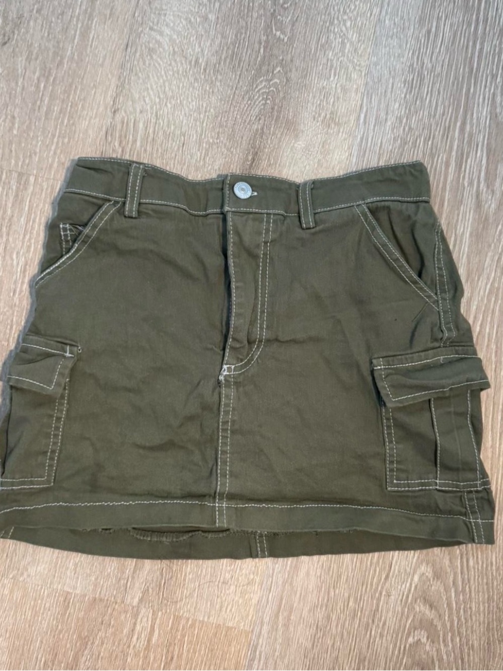 Rue21 Olive Cargo Skirt with Utility Pockets